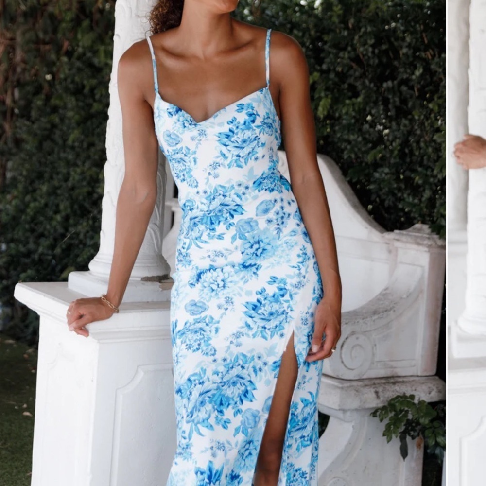 Hello Molly Blue Floral Midi Dress